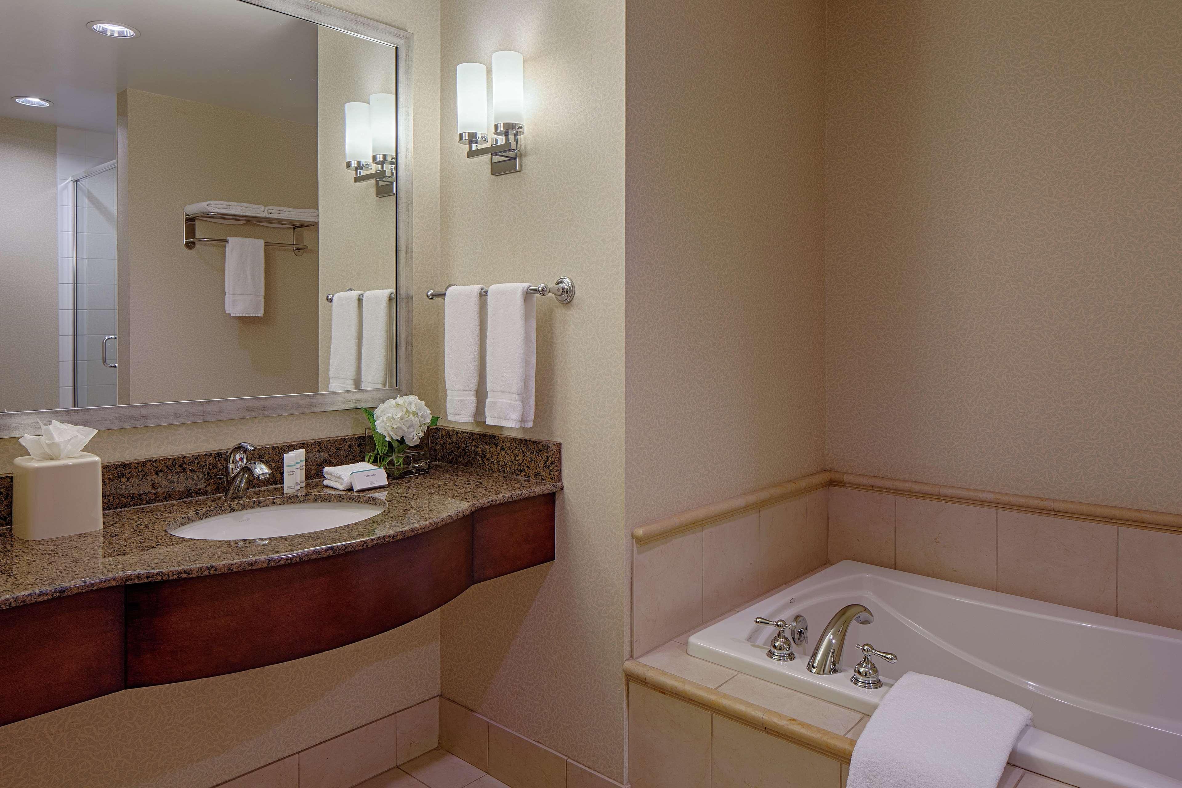 Hilton Garden Inn Jackson Downtown Eksteriør billede